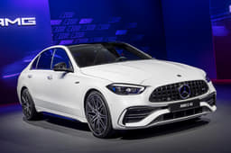 Mercedes Benz C Class Front Left Three Quarter